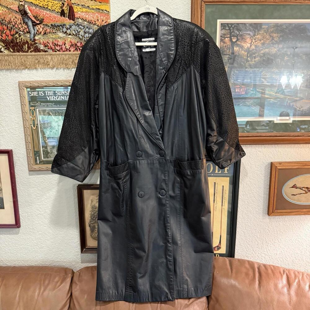 Vintage 80s Global Identity G-III Women’s Black Leather Trench Coat Size Medium
